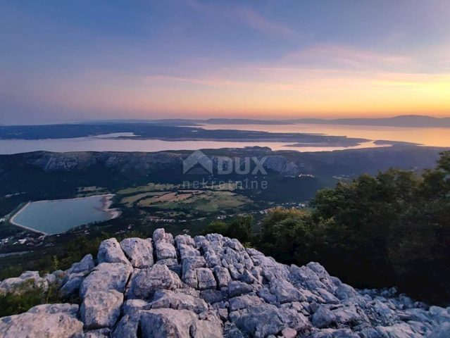 Zemljište na prodaju 11520 m² – Crikvenica
