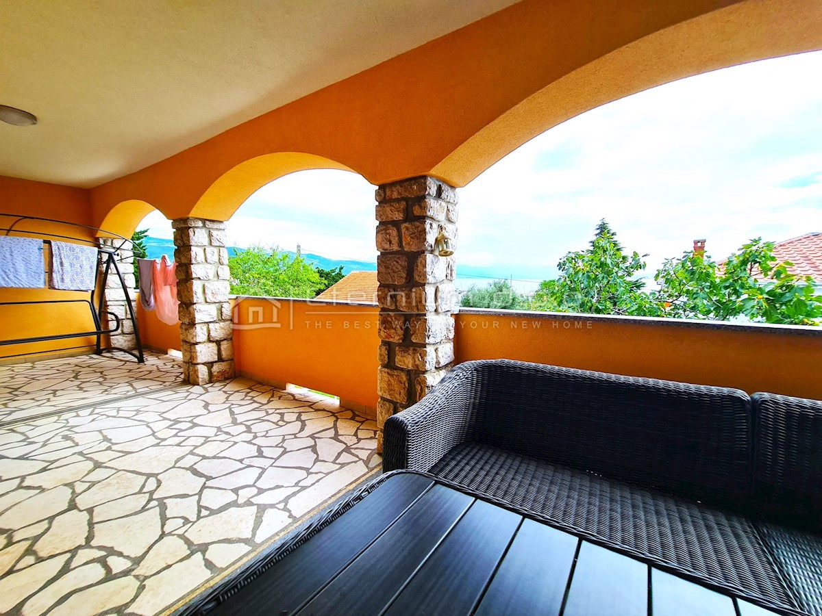 Kuća Na prodaju - PRIMORSKO-GORANSKA NOVI VINODOLSKI