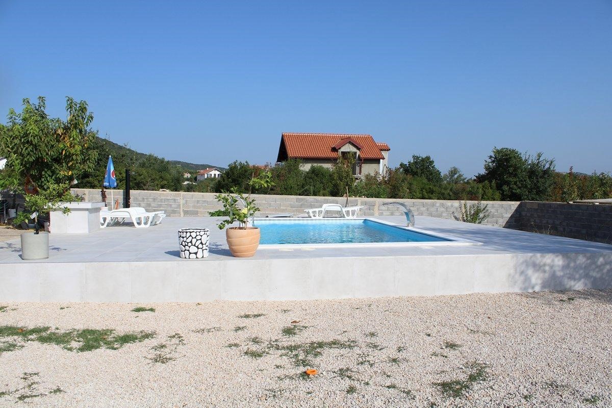 Hiša Naprodaj - ŠIBENSKO-KNINSKA Vodice
