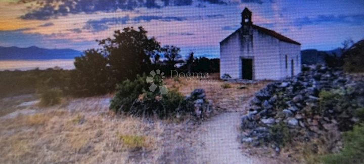 Land for sale 710 m² – Veli Iž