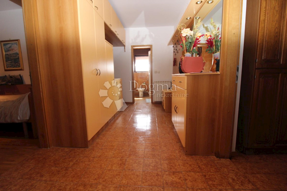 Casa In vendita - PRIMORSKO-GORANSKA VIŠKOVO
