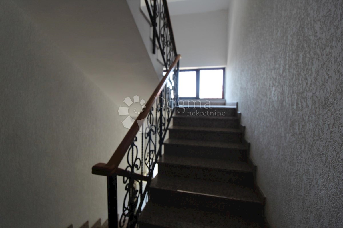 Casa In vendita - PRIMORSKO-GORANSKA VIŠKOVO