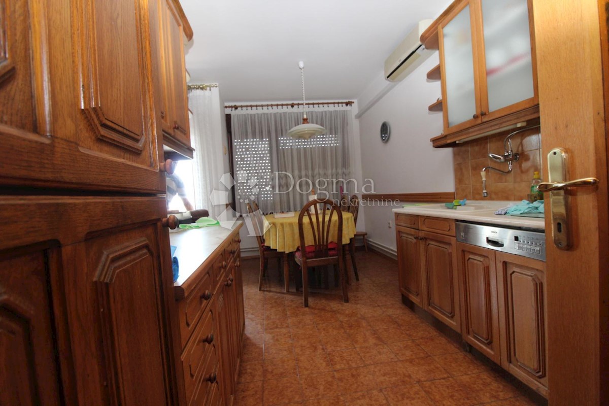 Casa In vendita - PRIMORSKO-GORANSKA VIŠKOVO