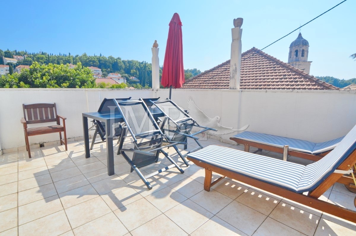 Casa In vendita - DUBROVAČKO-NERETVANSKA DUBROVNIK