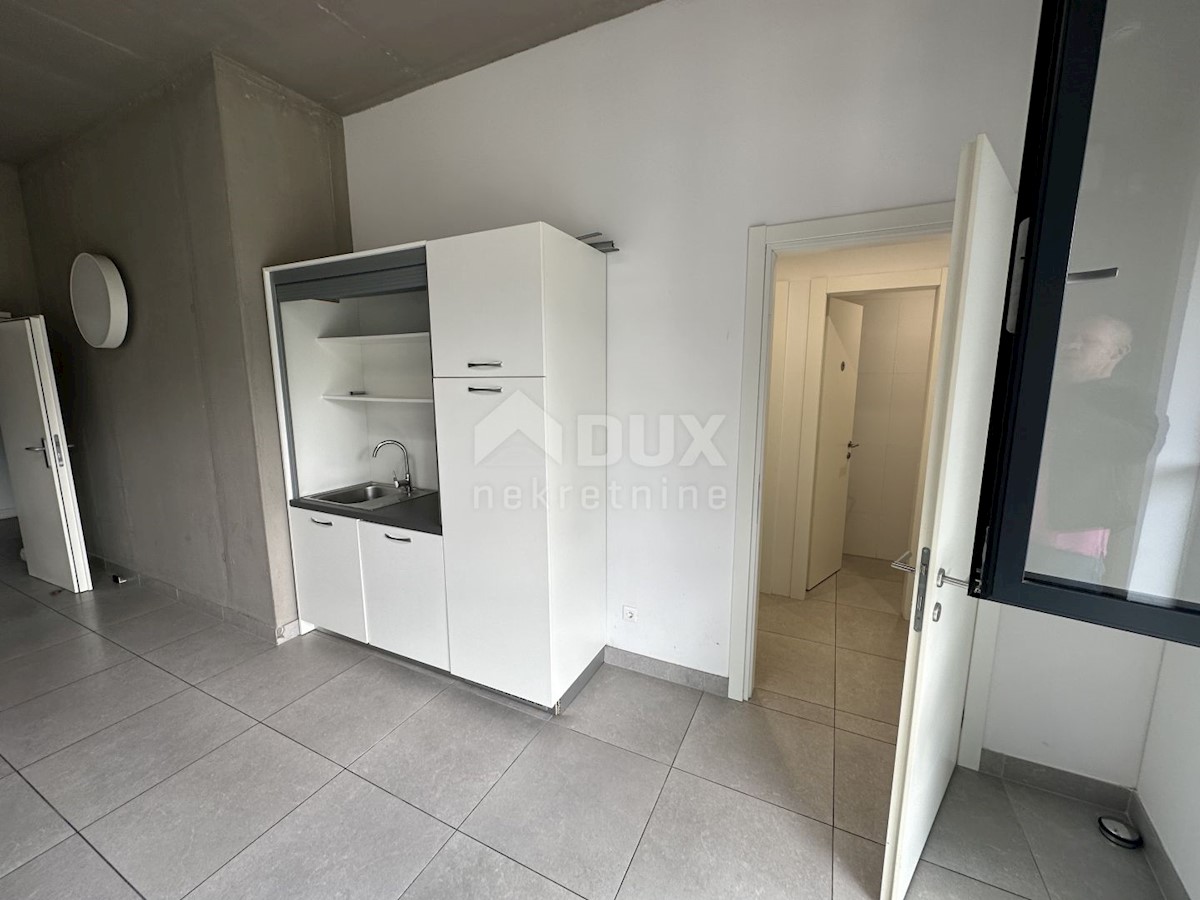 Business premises For rent - PRIMORSKO-GORANSKA Matulji