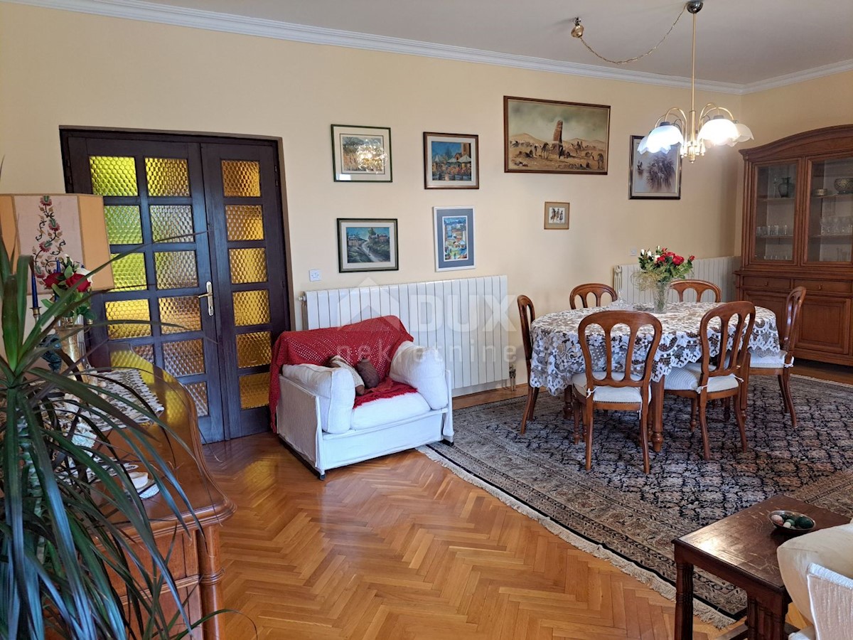 Dom Na predaj - PRIMORSKO-GORANSKA KOSTRENA