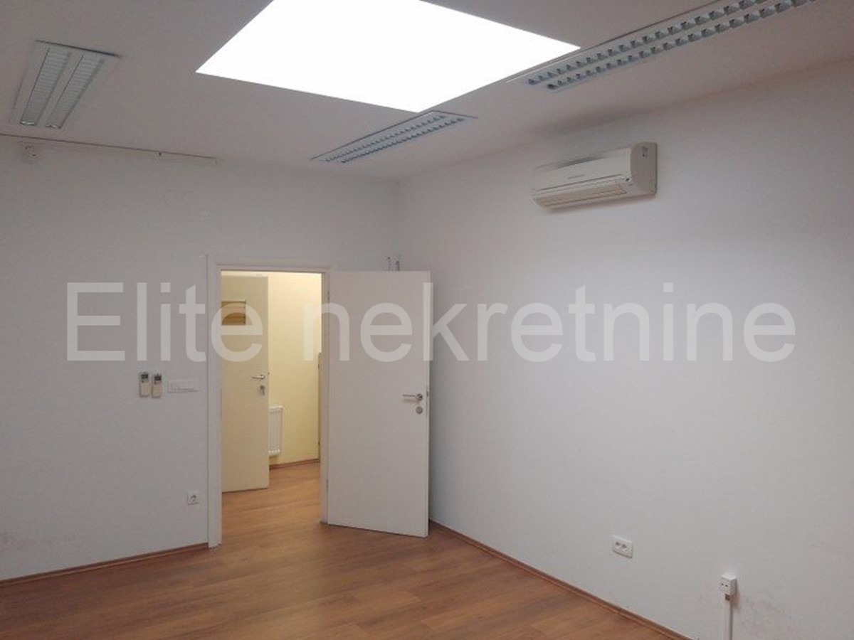 Business premises For rent - PRIMORSKO-GORANSKA RIJEKA