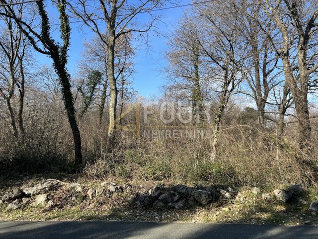 Land for sale 1349 m² – Risika