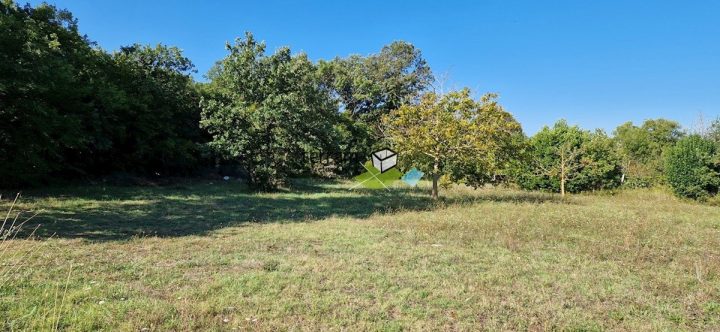 Pozemek na prodej 900 m² – Loborika