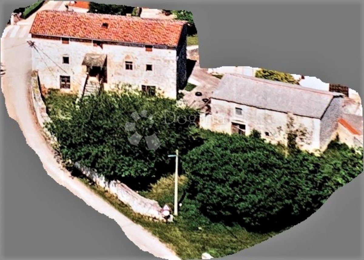 Kuća Na prodaju - ISTARSKA SVETVINČENAT
