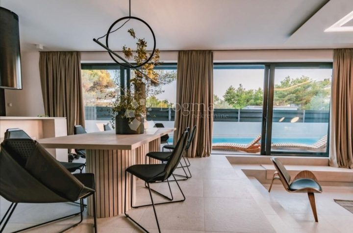 Casa in vendita 190 m² – Vodice