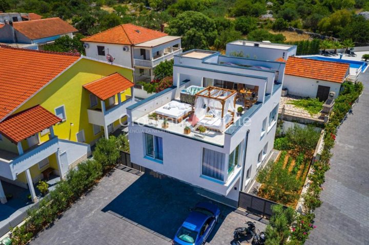 House For sale - Splitsko-dalmatinska čiovo - foto 2/18