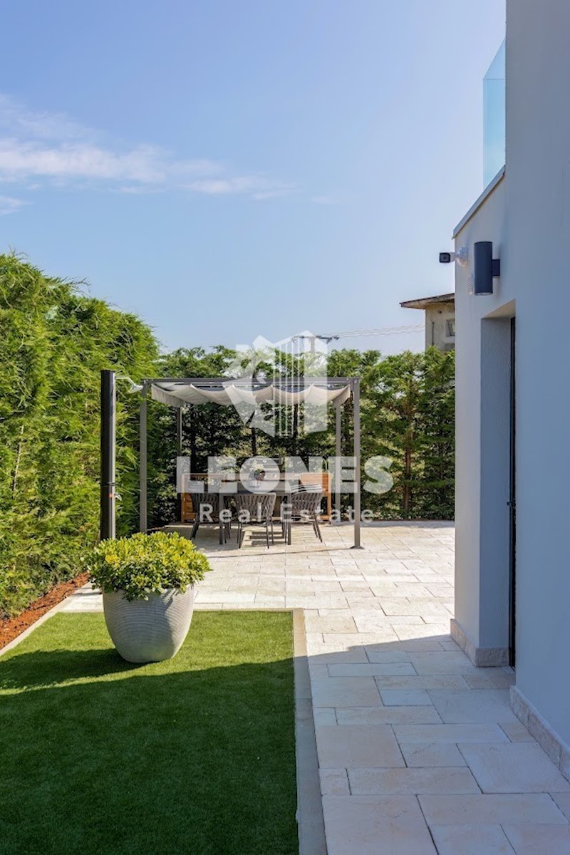House For sale - ISTARSKA UMAG