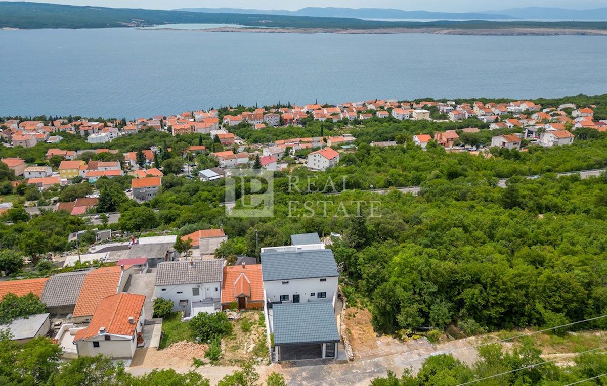 Stan Na prodaju - PRIMORSKO-GORANSKA CRIKVENICA