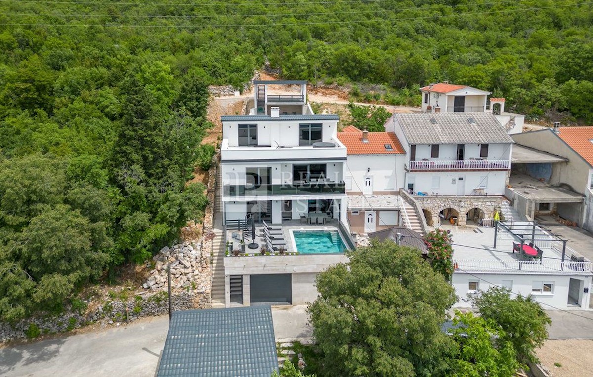 Stan Na prodaju - PRIMORSKO-GORANSKA CRIKVENICA