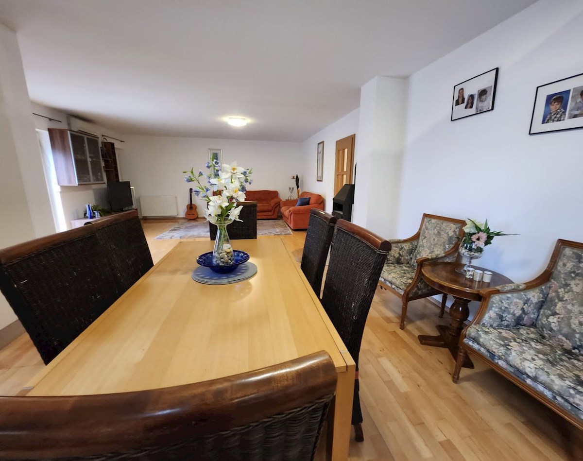 Flat For sale - PRIMORSKO-GORANSKA OPATIJA