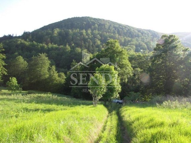 Zemljište na prodaju 4762 m² – Benkovac Fužinski