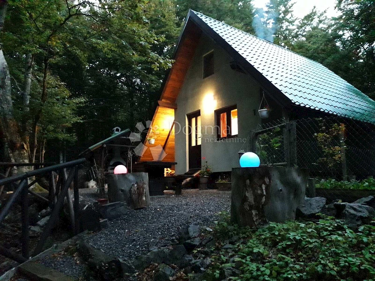 Haus Zu verkaufen - Primorsko-goranska Vinodolska Općina - foto 1/8