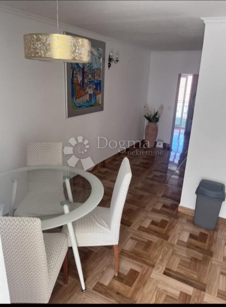 Flat For sale - SPLITSKO-DALMATINSKA HVAR