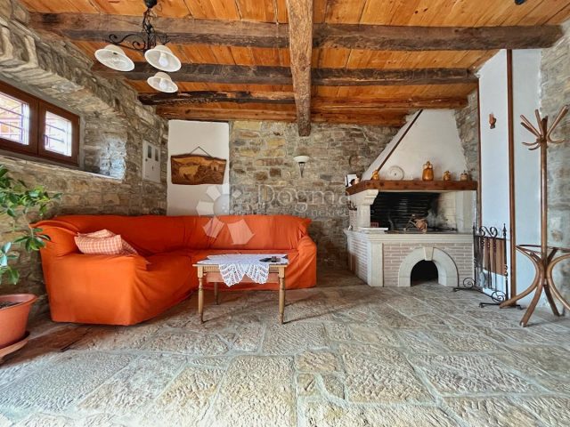 Haus Zu verkaufen - Istarska Oprtalj - foto 2/15