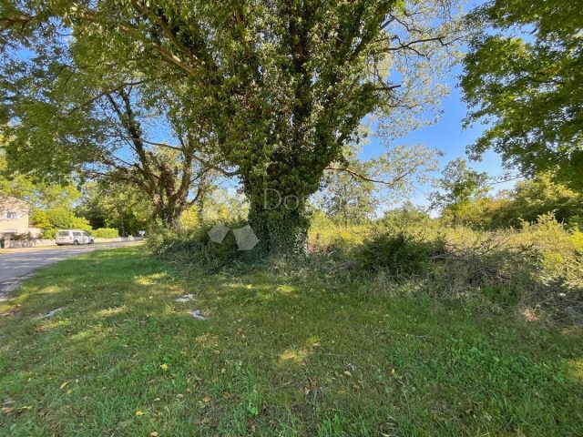 Land for sale 784 m² – Barban