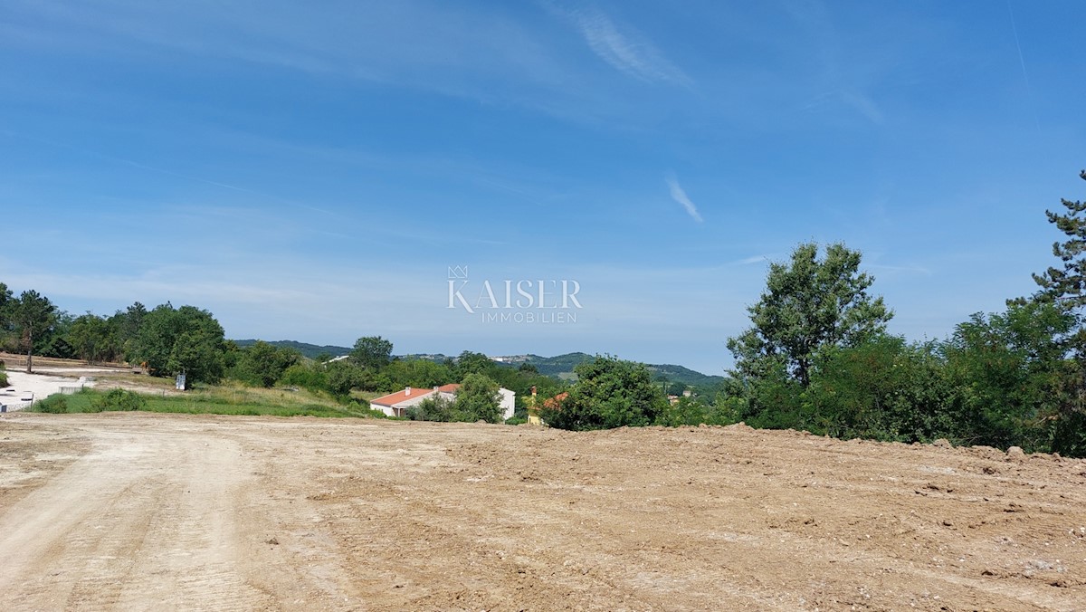 Grundstück Zu verkaufen - ISTARSKA MOTOVUN