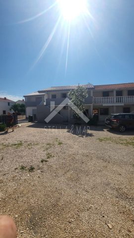 Maison à vendre 353 m² – Vir