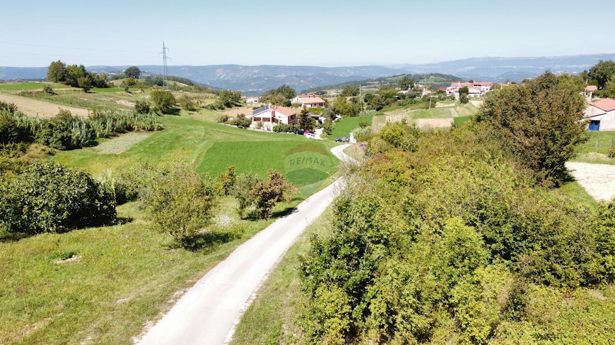 Land For sale - ISTARSKA PAZIN