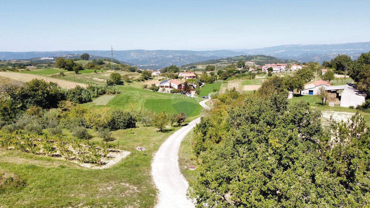 Pozemok Na predaj - ISTARSKA PAZIN