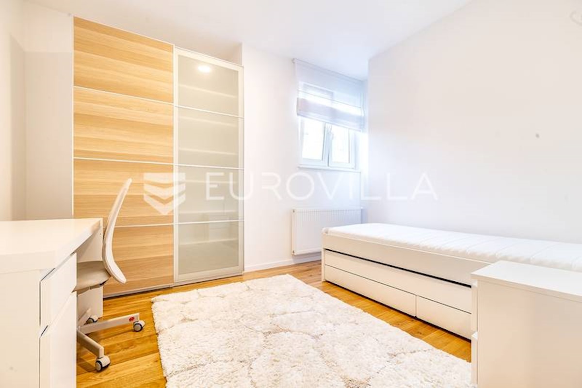 Appartement À louer - GRAD ZAGREB ZAGREB