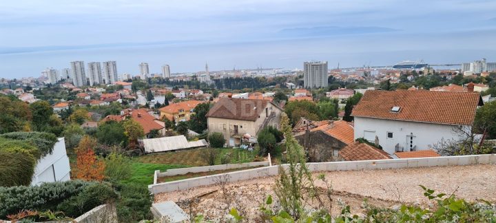 Pozemok na predaj 1800 m² – Rijeka