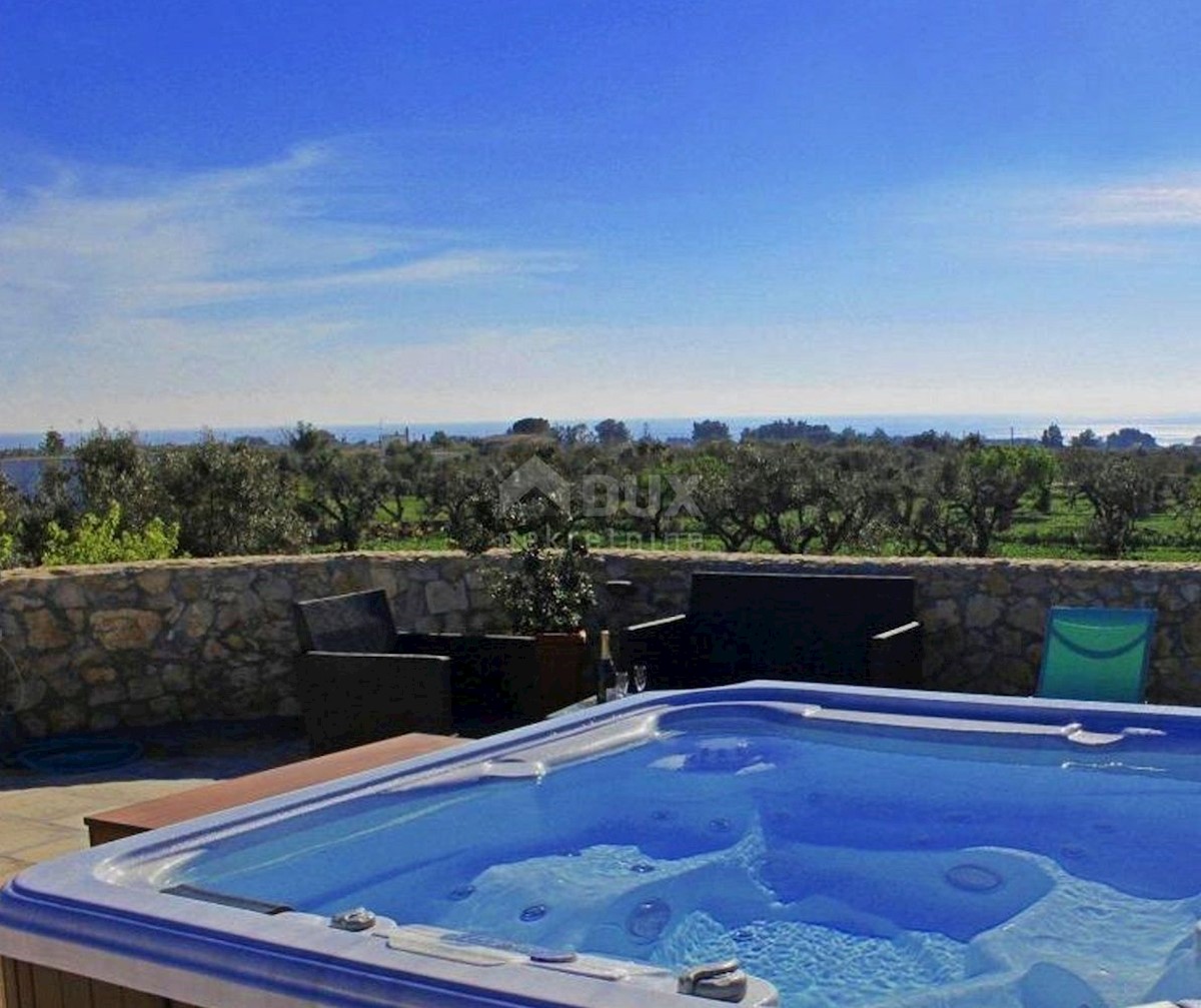 House For sale - ISTARSKA NOVIGRAD