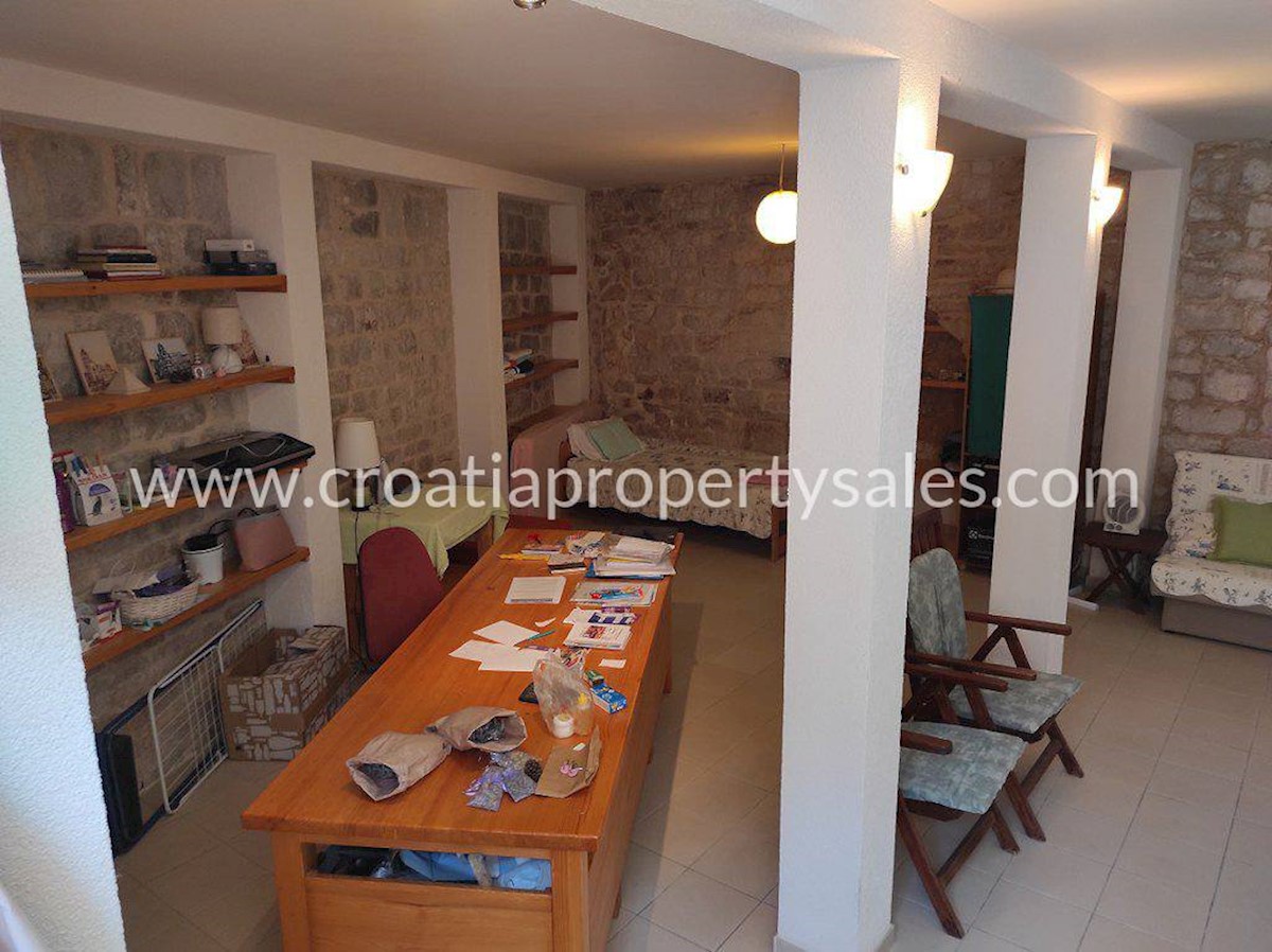 Haus Zu verkaufen - SPLITSKO-DALMATINSKA HVAR