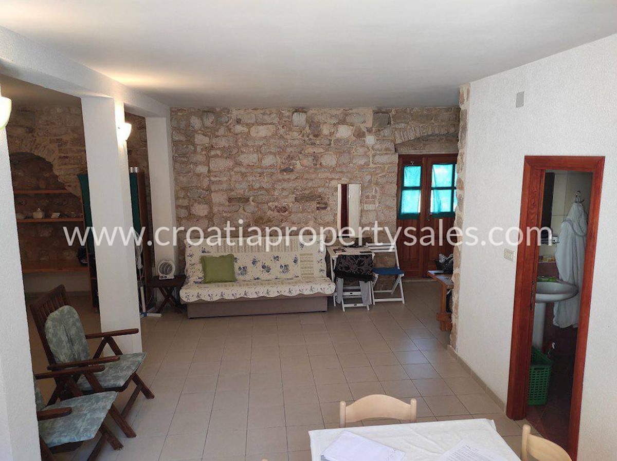 Haus Zu verkaufen - SPLITSKO-DALMATINSKA HVAR