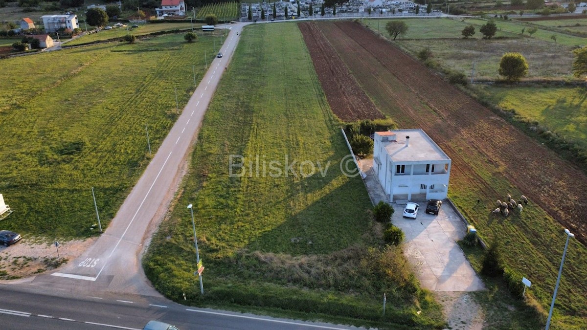 Parcela Za najem - Splitsko-dalmatinska Dicmo - foto 3/3