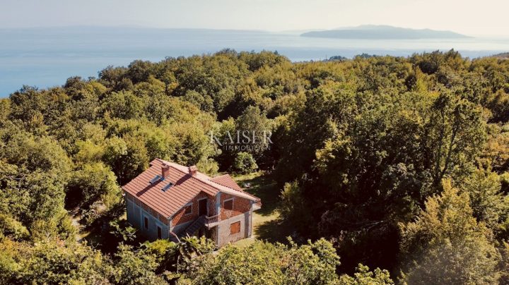 House for sale 240 m² – Veprinac