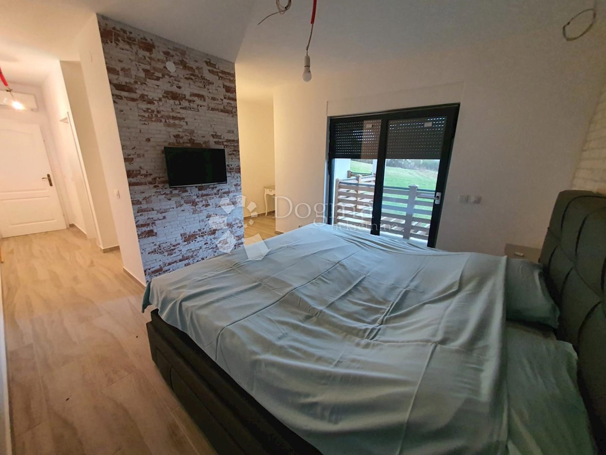 Maison À vendre - SISAČKO-MOSLAVAČKA KUTINA