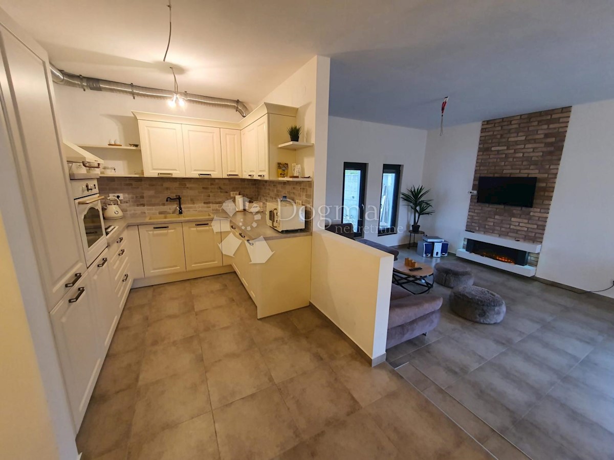 Maison À vendre - Sisačko-moslavačka Kutina - foto 5/21