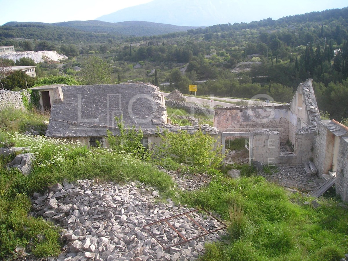 Casa In vendita - SPLITSKO-DALMATINSKA BRAČ