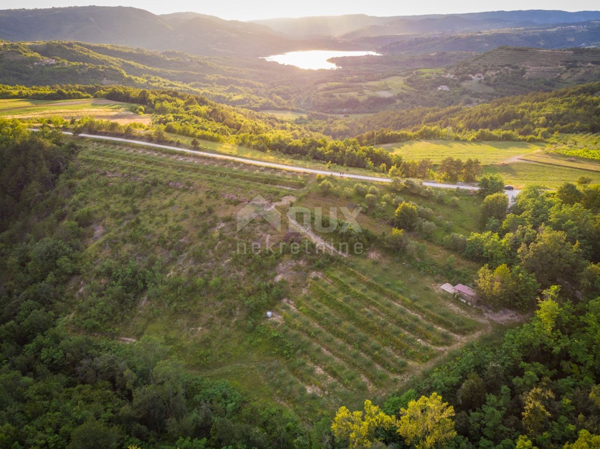 Pozemok Na predaj - ISTARSKA CEROVLJE