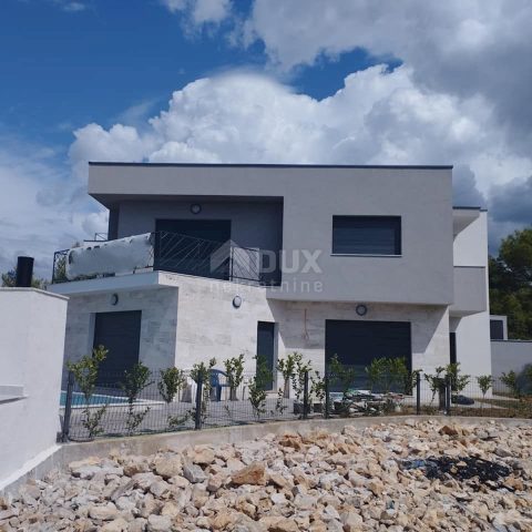 House for sale 200 m² – Šibenik