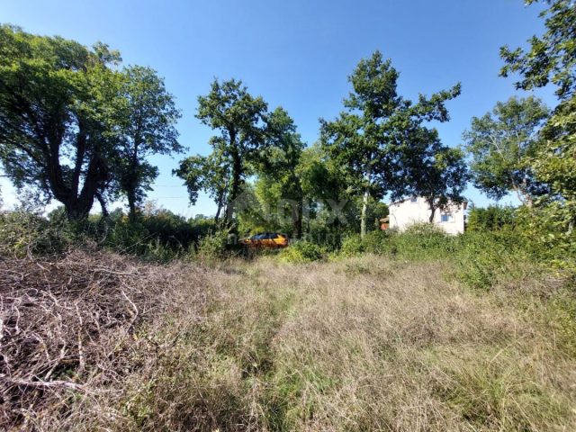 Pozemek na prodej 784 m² – Barban