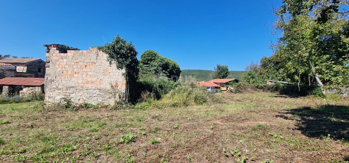 Parcela Naprodaj - ISTARSKA Grožnjan