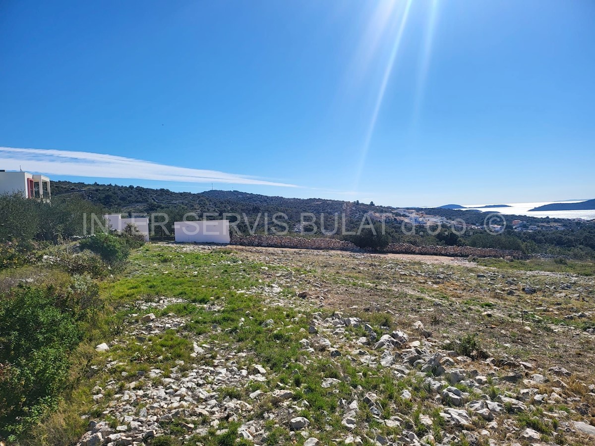 Land For sale - ŠIBENSKO-KNINSKA ROGOZNICA