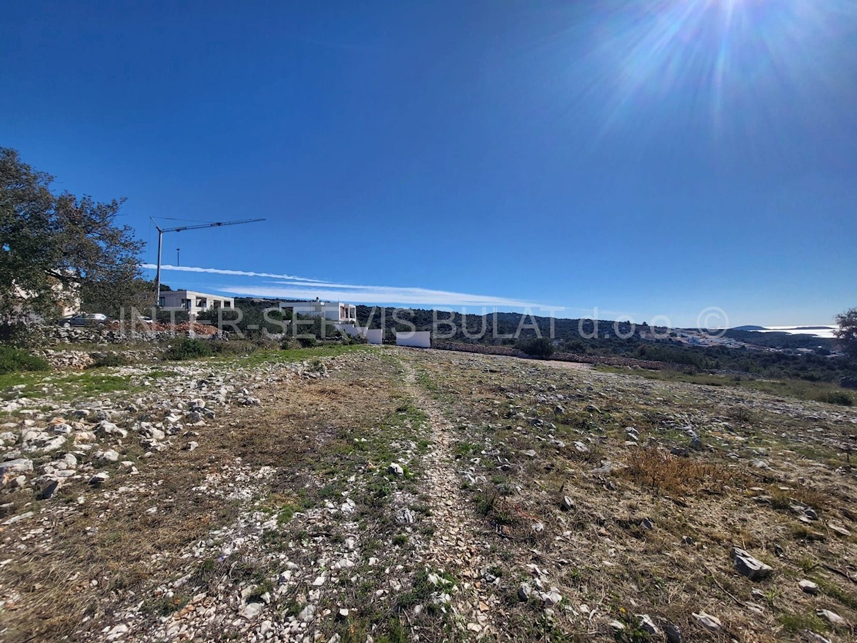 Land For sale - ŠIBENSKO-KNINSKA ROGOZNICA