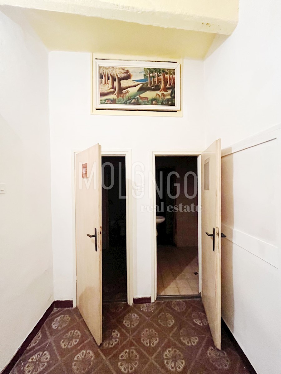 Business premises For sale - PRIMORSKO-GORANSKA RIJEKA