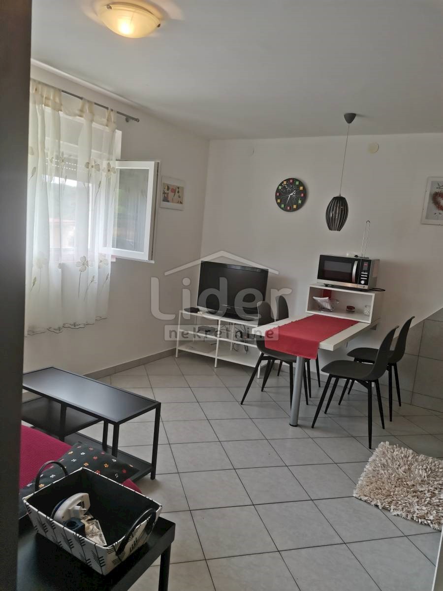 Flat For sale - PRIMORSKO-GORANSKA RAB