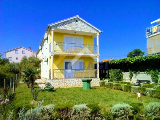 Casa in vendita 305 m² – Šilo
