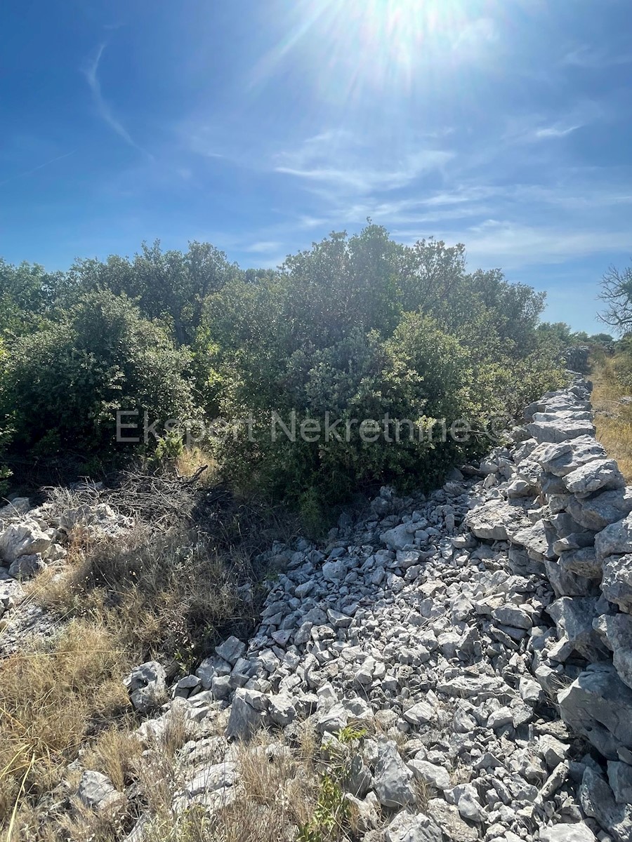 Terreno In vendita - ŠIBENSKO-KNINSKA ROGOZNICA