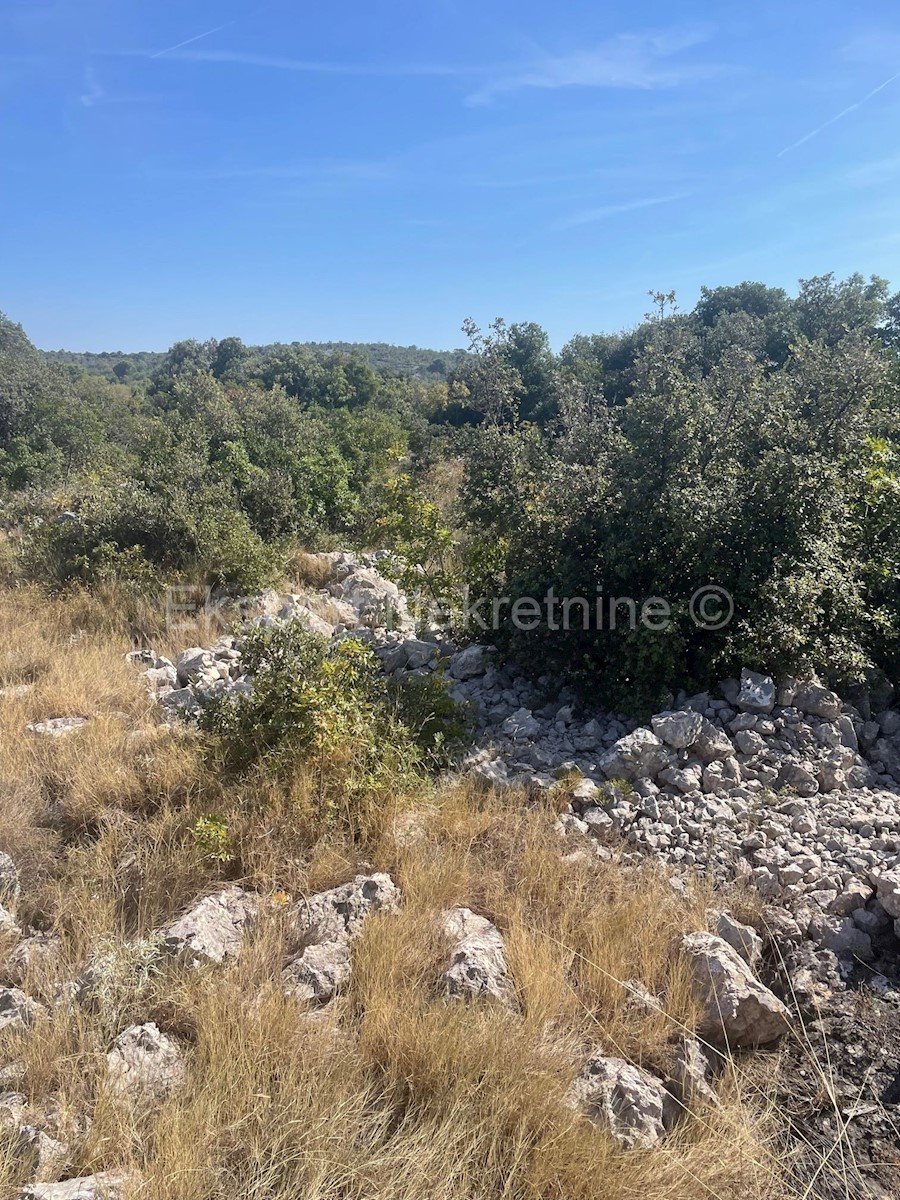 Terreno In vendita - ŠIBENSKO-KNINSKA ROGOZNICA